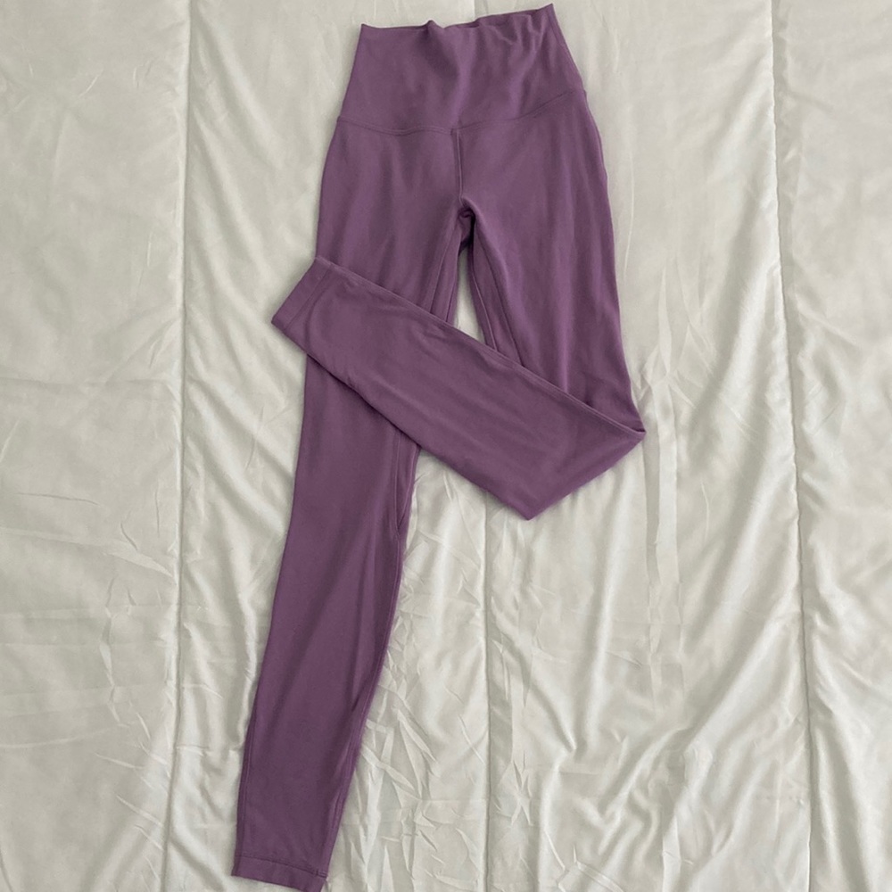 LuluLemon Leggings Size 4 Purple